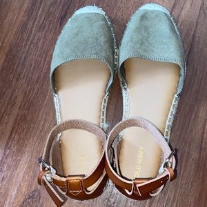 Old Navy Espadrilles in green with a brown leather heel.
